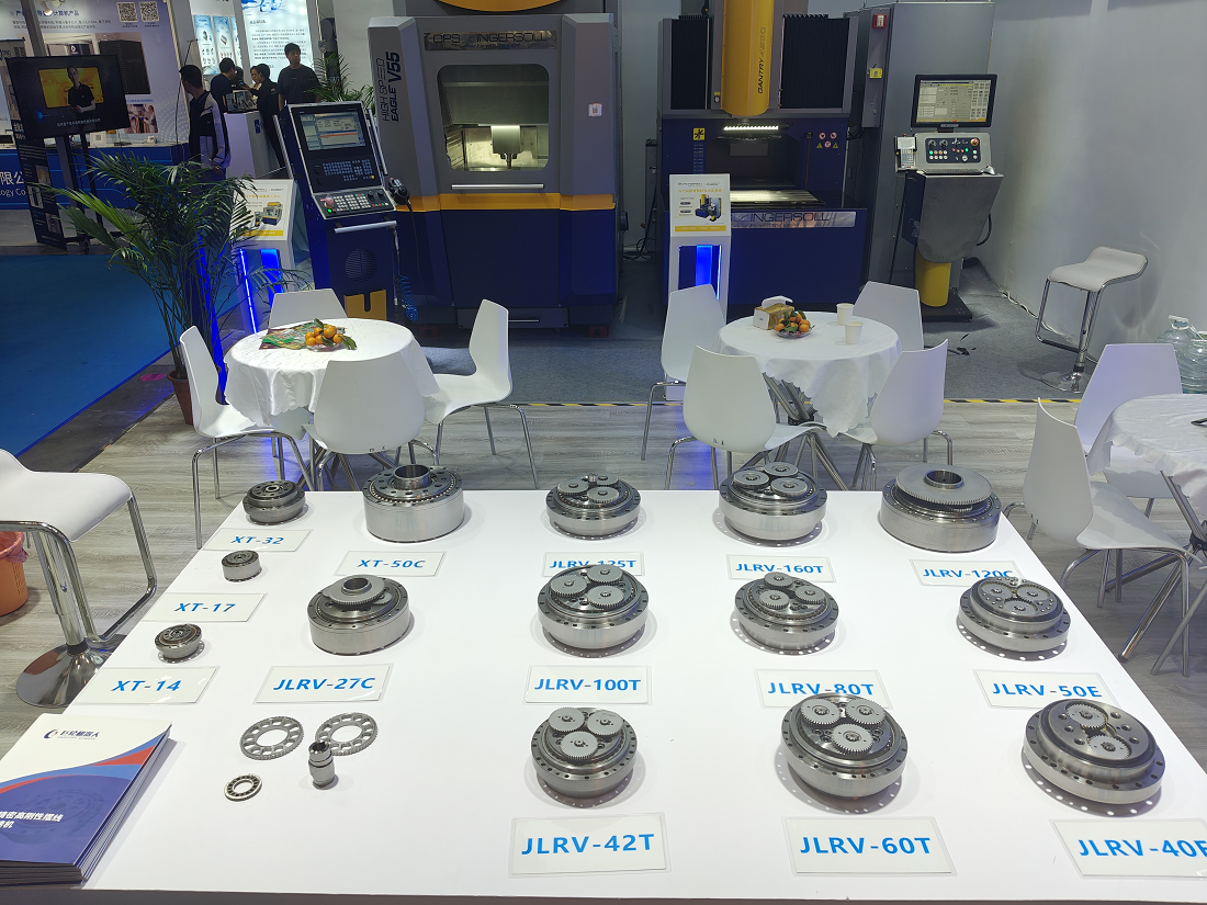 凯发K8新智能携JLRV/XT减速器亮相高交会 ——国产核心部件锚定人形机器人新赛道